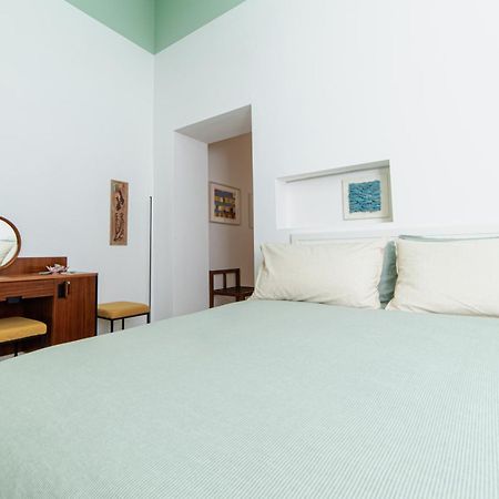 San Michele 15 Apartment ซาแลร์โน ภายนอก รูปภาพ