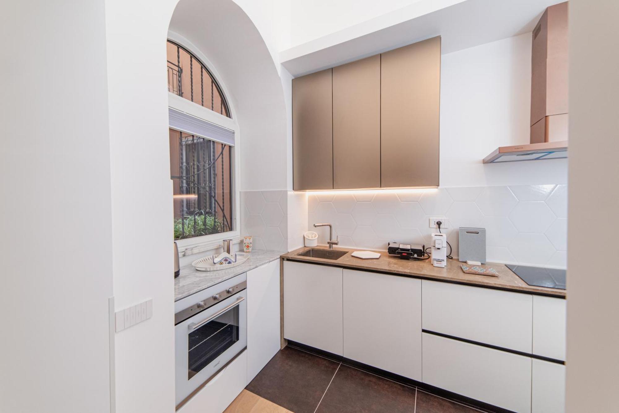 San Michele 15 Apartment ซาแลร์โน ภายนอก รูปภาพ