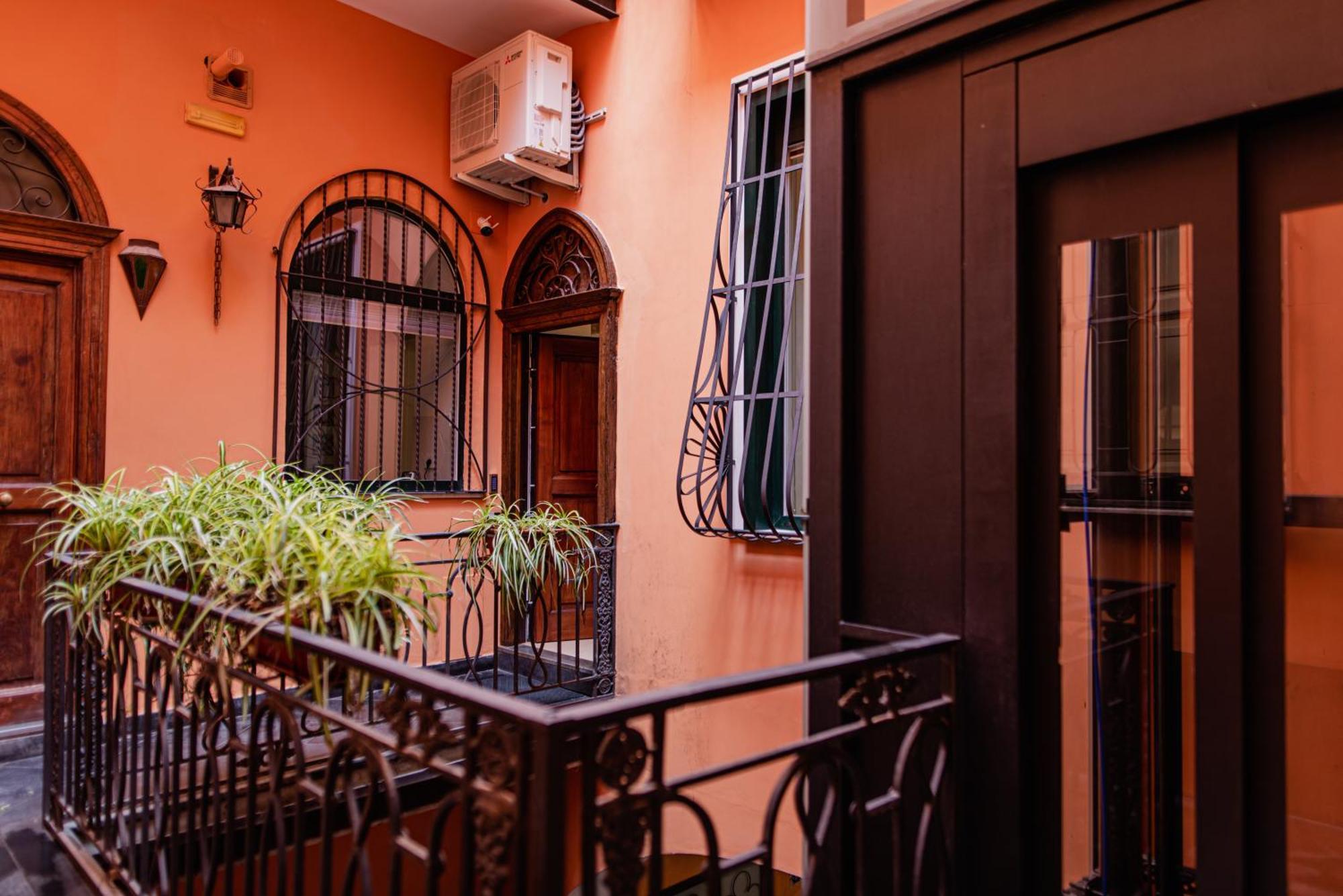 San Michele 15 Apartment ซาแลร์โน ภายนอก รูปภาพ